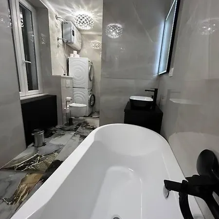 Aurora's Old Town Suites * Split